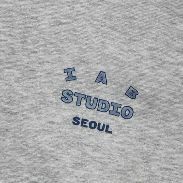 [SOLD OUT] (M) 아이앱스튜디오 서울 백로고 베이직 후드티 오트밀