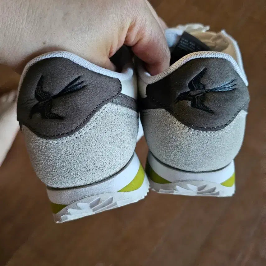 [BUNJANG] Nike Cortez Kkachi Edition Sneakers / 나이키 코르테즈  까치 에디션 250