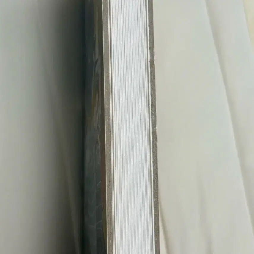 [BUNJANG] Noma Artist Drawing Book &amp; Keyring Bundle / 노마 작가님 드로잉북+키링 일괄 판매