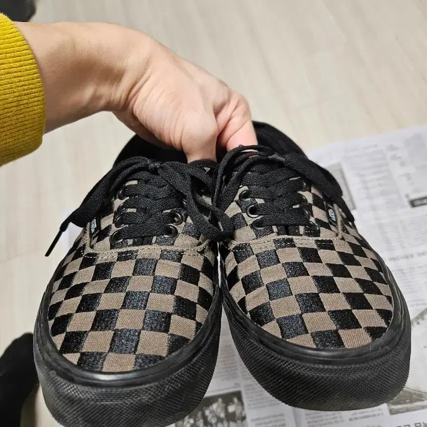 [SOLD OUT] 반스 어센틱 체커보드 270