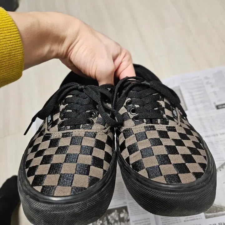 [SOLD OUT] 반스 어센틱 체커보드 270