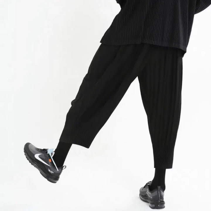 [SOLD OUT] (새상품)몽플리쎄 플리츠 9부 배기핏 팬츠