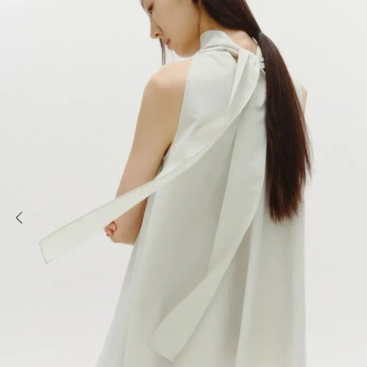 [SOLD OUT] SIE  벨린 홀터넥 타이 블라우스그레이 새상품