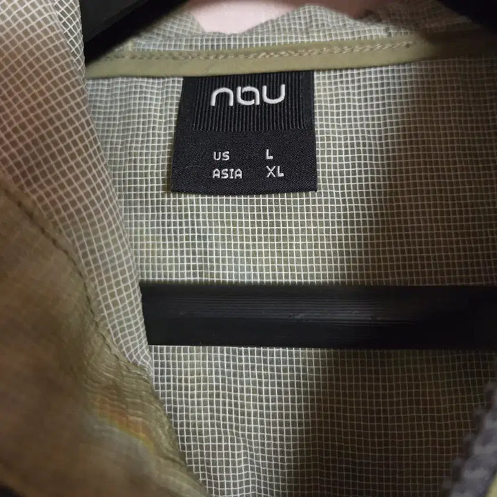 [SOLD OUT] nou 후드 바람막이 자켓