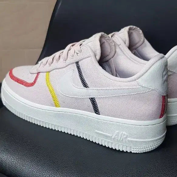 [BUNJANG] Nike Air Force 1 Pink Stitch Point Sneakers (245) / 나이키 에어포스1 핑크 스티치 포인트 운동화 245