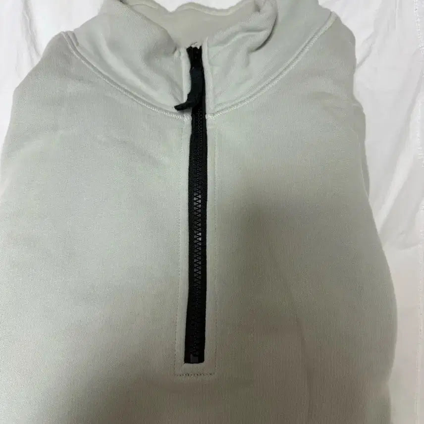 [BUNJANG] Stone Island Half-Zip Sweatshirt / 스톤아일랜드 하프집업 맨투맨