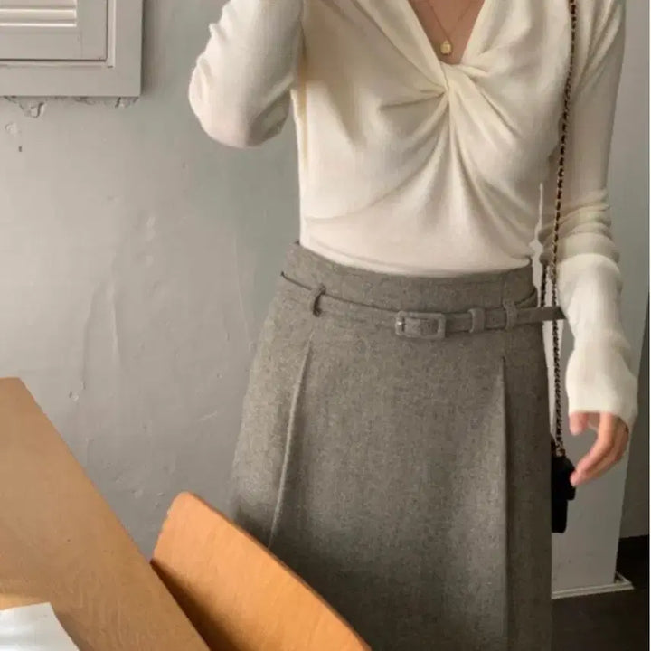 [BUNJANG] Libre Rib Twist Knit Ivory / 리브레 리브 꼬임 니트 아이보리