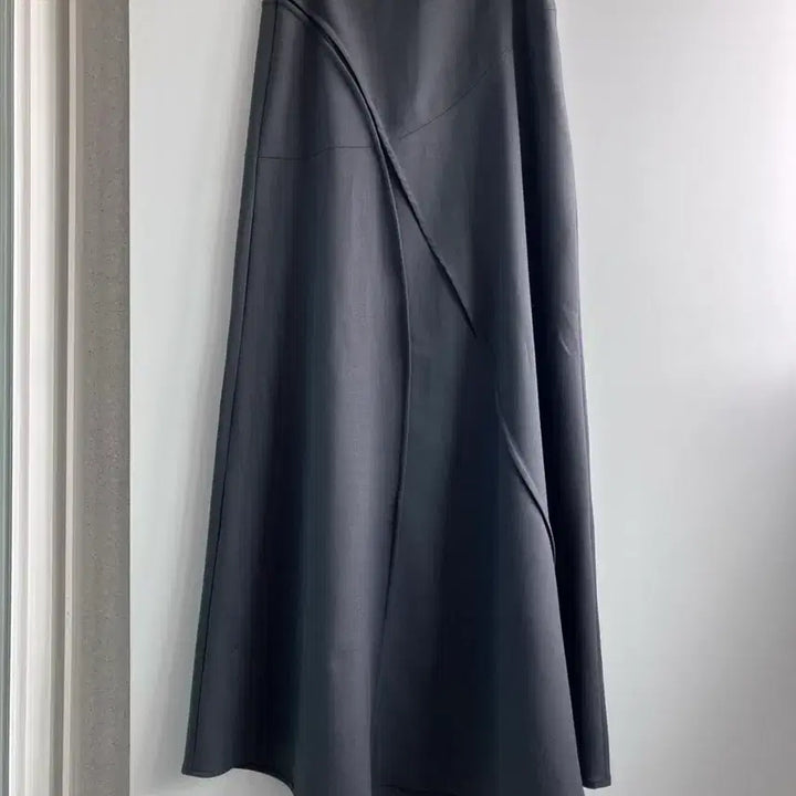 [SOLD OUT] 새상품 hautte 롱치마