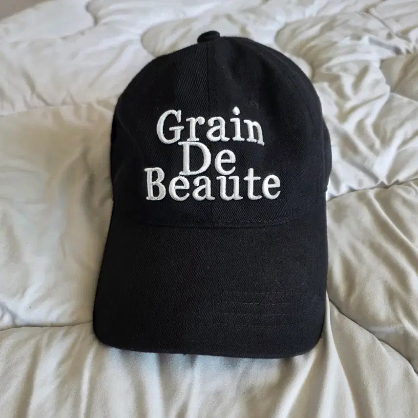 [SOLD OUT] Grain De Beaute 볼캡 블랙 (마지막가격)