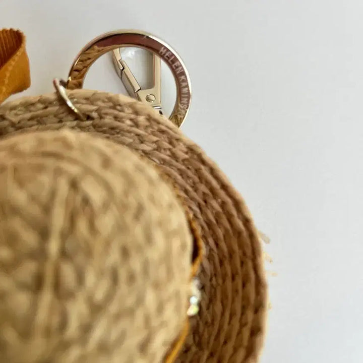 [BUNJANG] HELEN KAMINSKI Raffia Keychain / 헬렌카민스키 라피아 키링