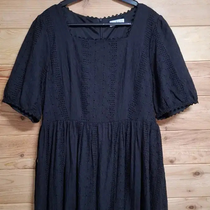 [SOLD OUT] RIRI앤CO 리리앤코 펀칭 롱원피스
