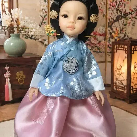 [BUNJANG] Handmade Korean Traditional Court Hanbok for Paola Reina Doll / 파올라레이나 인형 수제 궁중당의 한복 팝니다