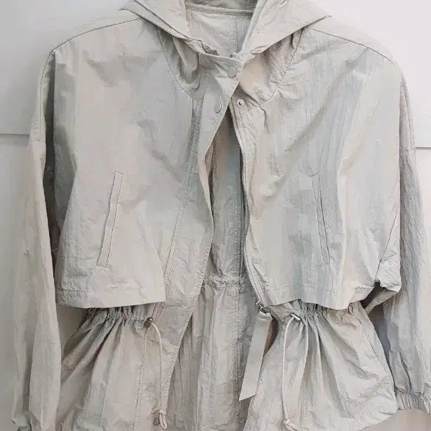 [BUNJANG] Hooded Windbreaker Jumper Jacket - Free Size / 후드 바람막이 점퍼  프리