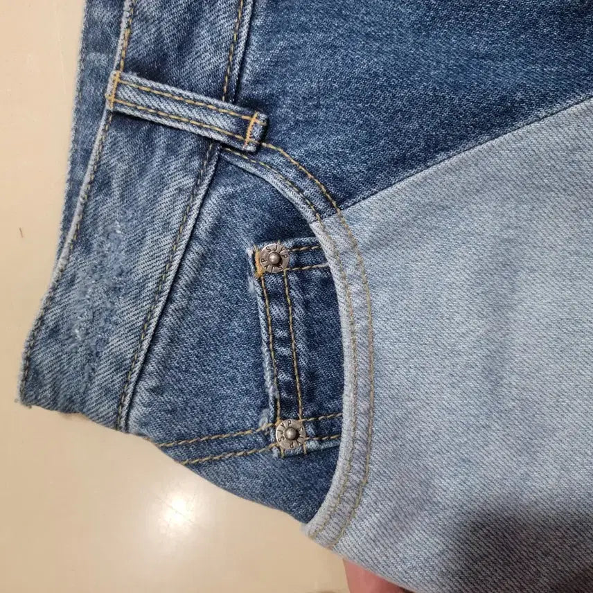 [BUNJANG] SJYP Colorblock Denim Mini Skirt / SJYP 배색 데님 미니스커트 청치마
