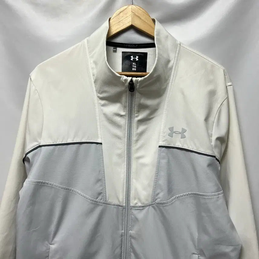[SOLD OUT] [정품/XL] 언더아머 우븐 스톰핏 화이트 그레이 바람막이