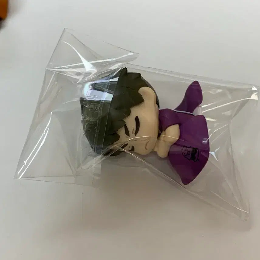 [BUNJANG] Haikyu Ushijima Figure / 하이큐 우시지마  가챠 개봉 전시 상품