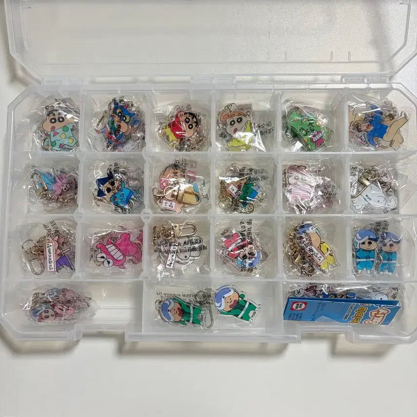 [BUNJANG] Crayon Shin-chan Surprise Keychain Bundle Set / 서프라이즈 짱구 키링 20종 미개봉 일괄