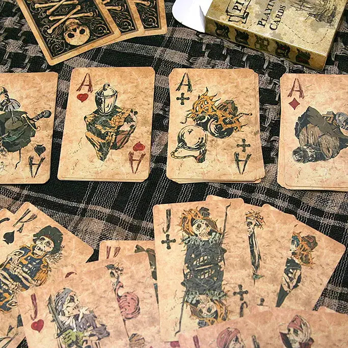 [BUNJANG] Black Lotus Pirate Playing Cards / Black Lotus 해적 트럼프 카드 (미사용, 빈티지, 캠핑, 오락)