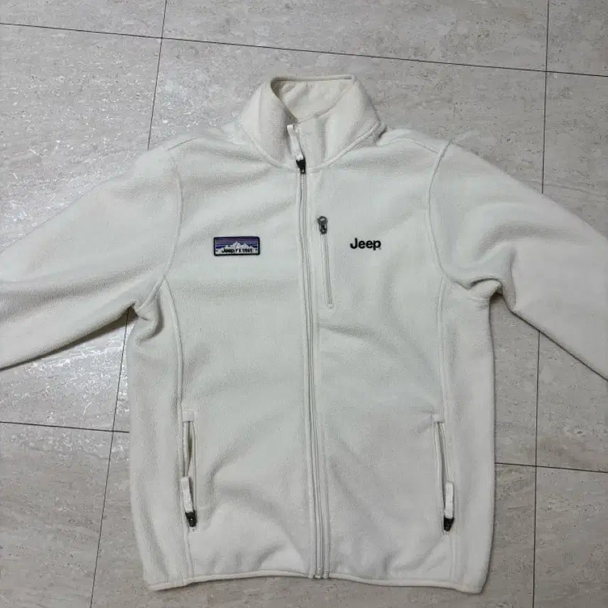 [BUNJANG] Jeep Ivory Fleece Zip-Up Jacket / Jeep 지프 아이보리색 후리스 집업