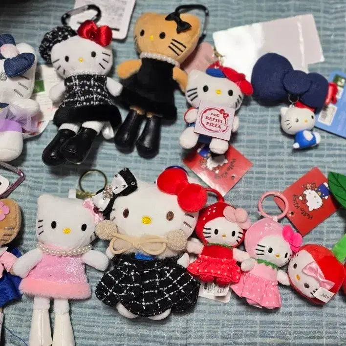[BUNJANG] Hello Kitty Keyring Collection / 헬로키티 인형 키링/열쇠고리 모음