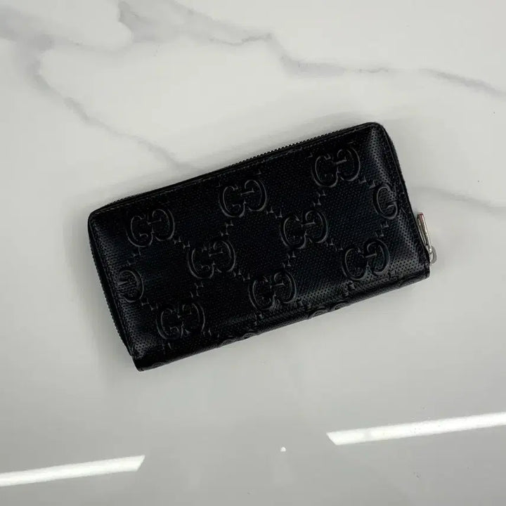 [BUNJANG] Gucci GG Embossing Zip Around Wallet / 구찌 GG 엠보싱 지퍼장지갑