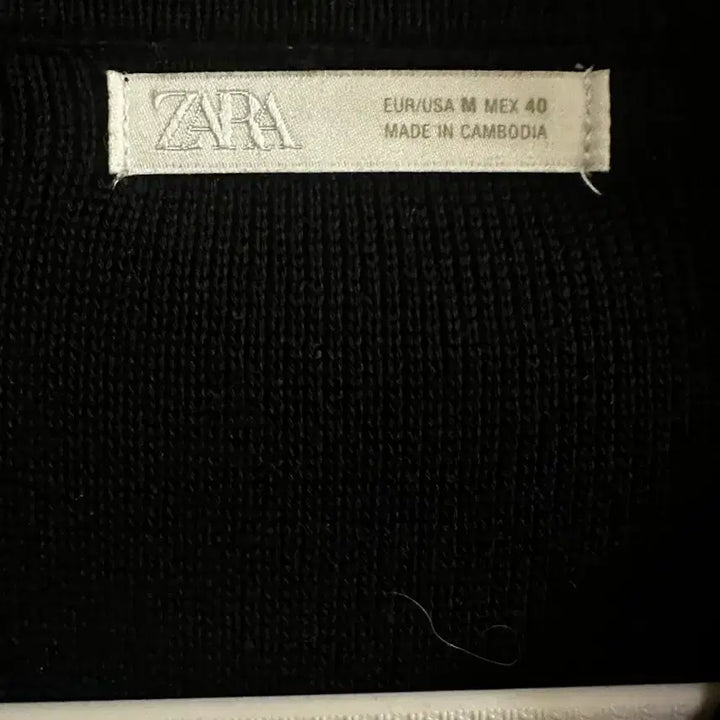 [SOLD OUT] zara 자라 크롭 블랙 가디건