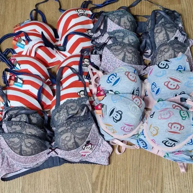 [BUNJANG] Paul Frank Bra 15-Piece Set / 폴프랭크 브라 .75A.새상품. 15종세트 .10000원입니다