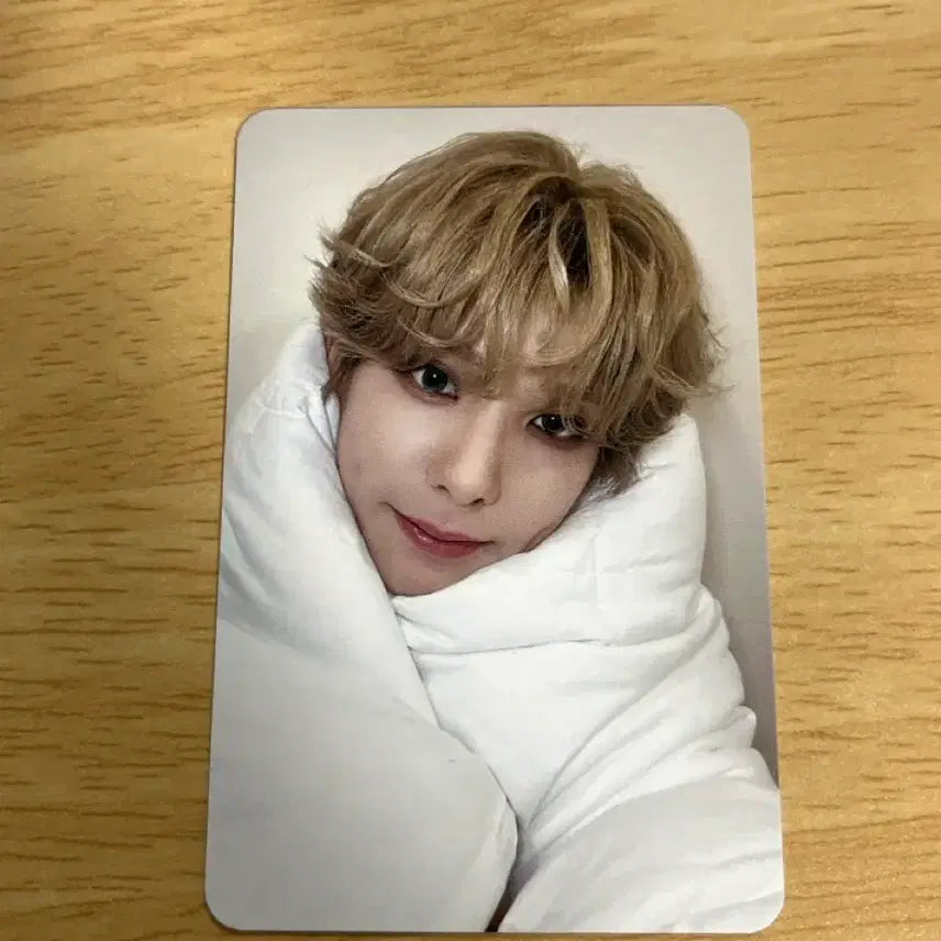 [BUNJANG] NEXZ Yuki Blanket Photocard / 메이크스타 넥스지 유키 이불포카