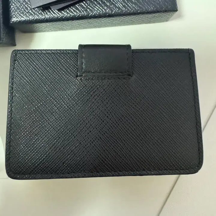 [SOLD OUT] 프라다 사피아노 아코디언 지갑