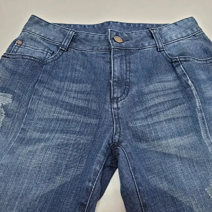 [BUNJANG] V+eL Artist Lettering Cutting Jeans / 보브 V+eL 아티스트 레트링 컷팅 청바지 / 여 55 (64-94)