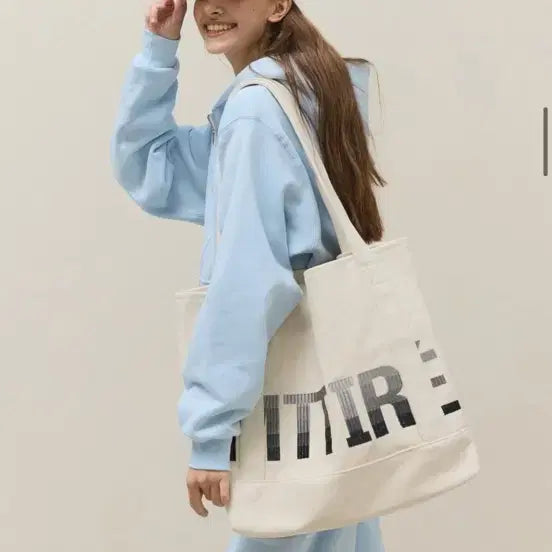 [BUNJANG] Matire Ivory Tote Bag / 마티레 로고 아이보리 토트백 에코백 블랙업 전소미 에프터먼데이 데일리쥬