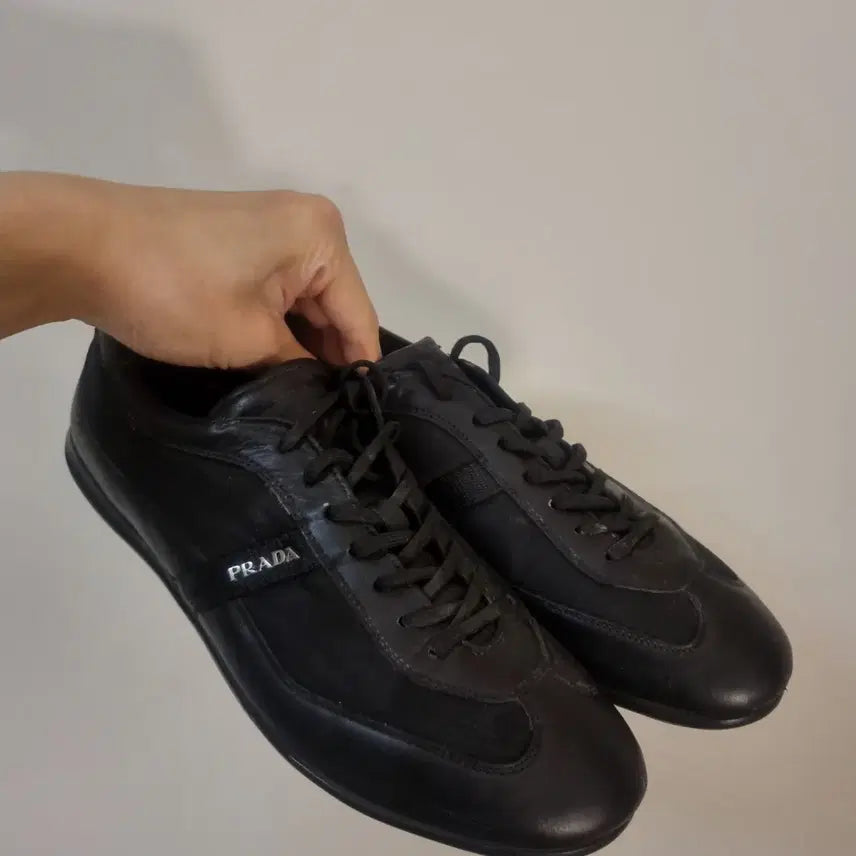 [BUNJANG] Prada Sneakers UK8 / 프라다 스니커즈 uk8