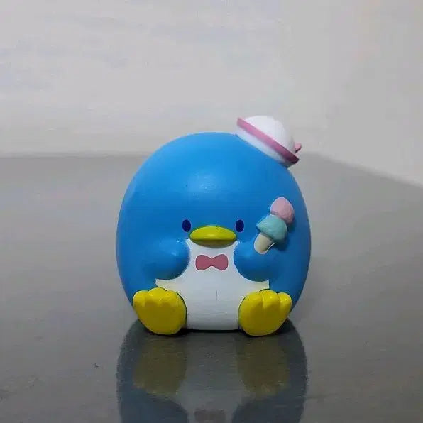 [BUNJANG] Sanrio Tuxedosam Figure / (5월까지 할인)산리오 턱시도샘 너무 많이 먹어서 피규어