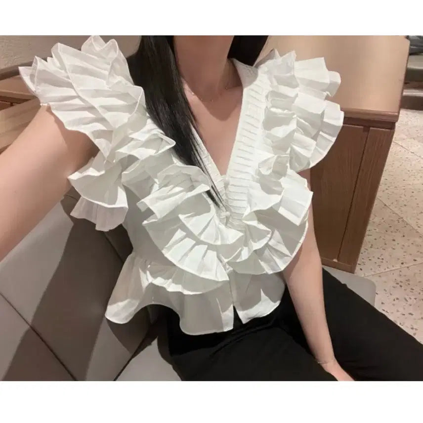 [BUNJANG] Graceful Frill Blouse / 프릴블라우스그레이스유드레스플로움드헤베주르티아무르무아르르로망바이씨니더로랑