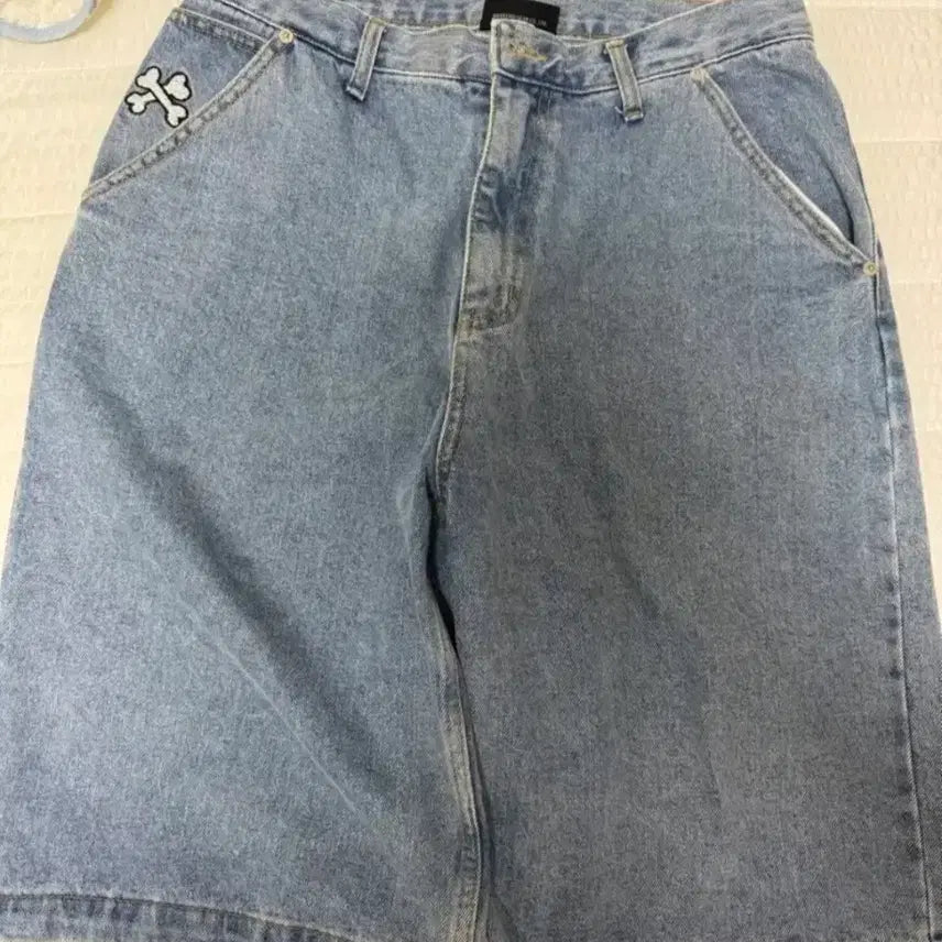 [BUNJANG] Weeekenders Denim Bermuda Shorts / 위캔더스 데님 쇼츠 반바지 버뮤다