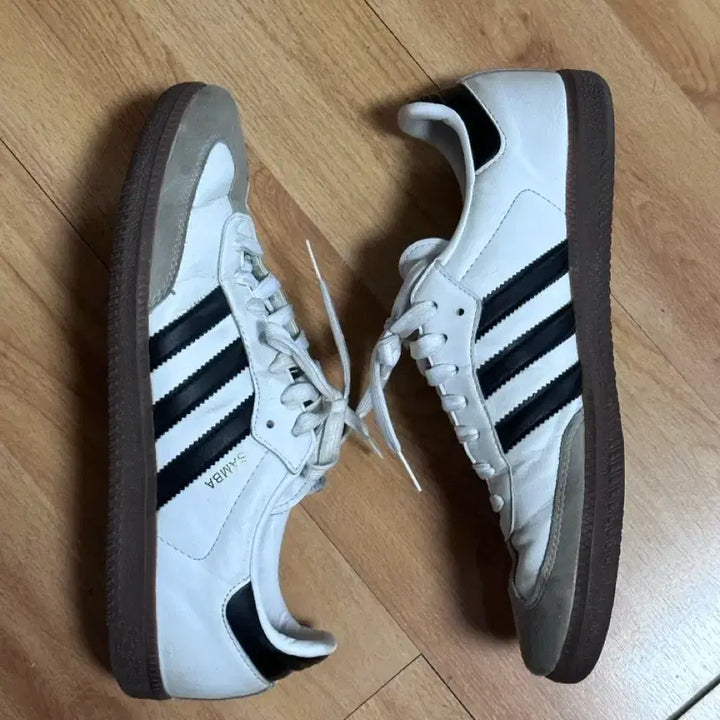[BUNJANG] Adidas Samba Vegan White Black Size 280 / 아디다스 삼바 비건 화이트 블랙 280 사이즈