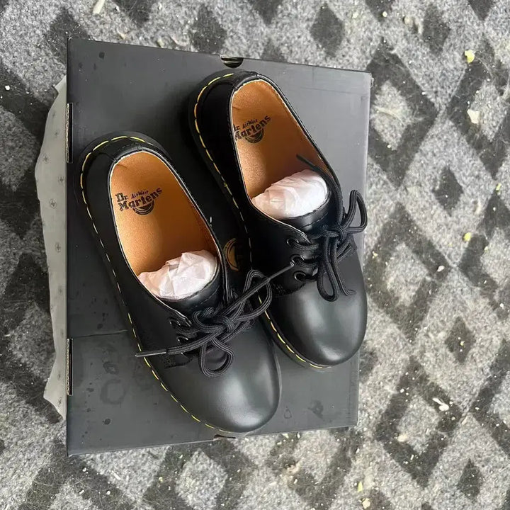 [SOLD OUT] 닥터마틴 1461 스무스 블랙 240mm