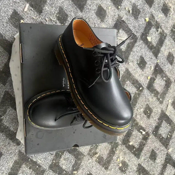 [SOLD OUT] 닥터마틴 1461 스무스 블랙 240mm