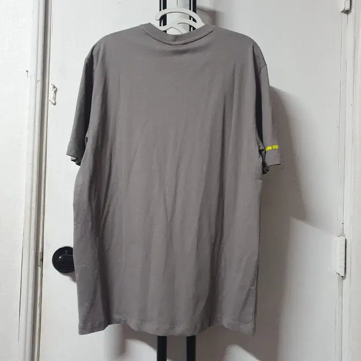 [SOLD OUT] 새옷 지오지아 반팔 XL 105 정가 29,000원