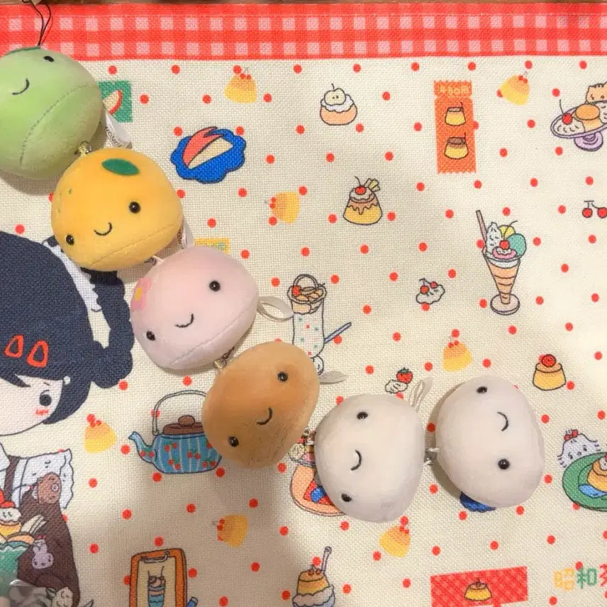 [BUNJANG] Vintage Oncheon Manju Dumpling Doll Keychain Set / 고전 온천 만쥬 만두 인형 줄줄이 키링 세트