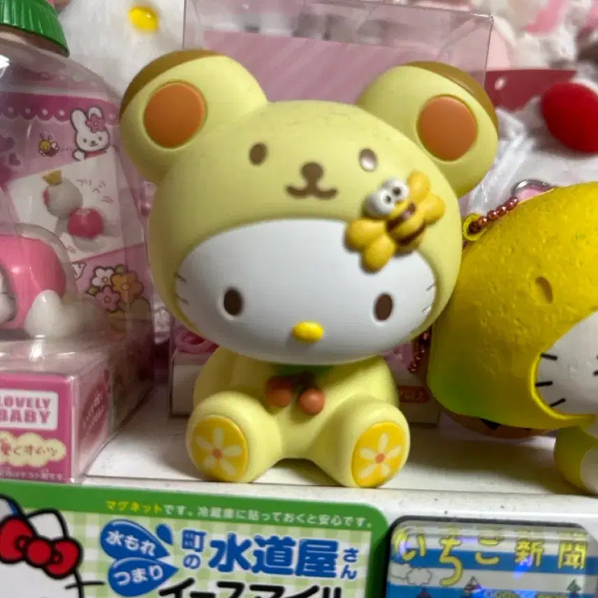 [BUNJANG] Hello Kitty 50th Anniversary Ichiban Kuji Figure / 50주년 헬로키티 이치방쿠지 피규어 판매