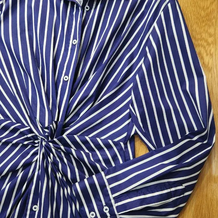 [SOLD OUT] 자라 스트라이프 꼬임 셔츠원피스