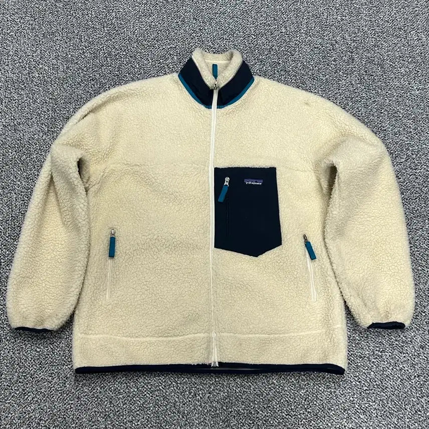 [SOLD OUT] [ 파타고니아 ] 정품 / 남성100-105 / 레트로 뽀글이 자켓