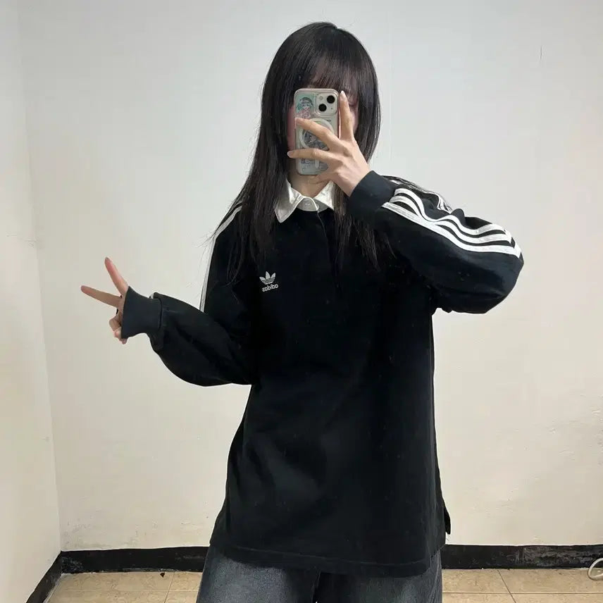 [SOLD OUT] 아디다스 블랙 카라 럭비티