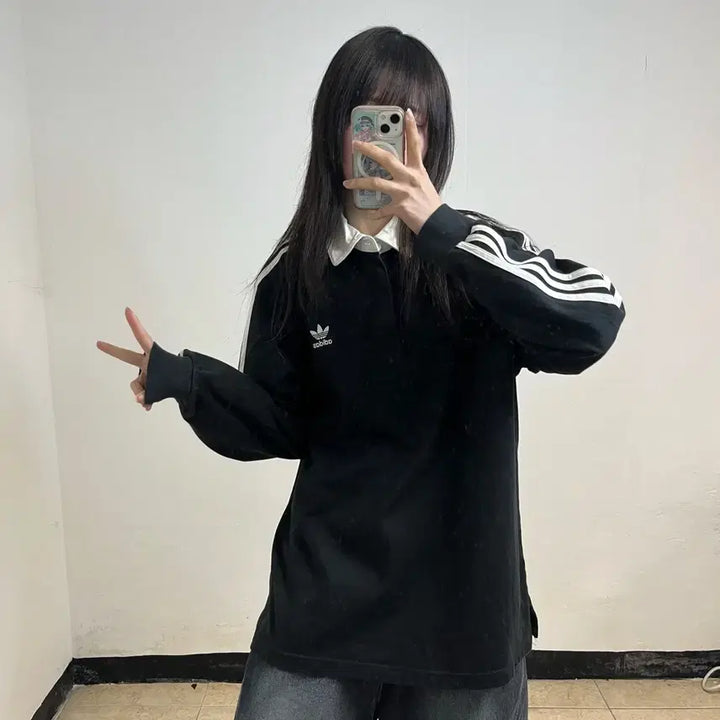 [SOLD OUT] 아디다스 블랙 카라 럭비티