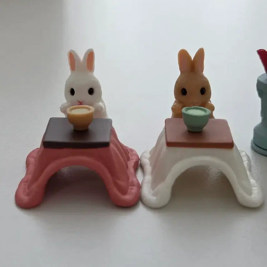 [BUNJANG] Rabbit Winter Miniature Figure Full Set / 따끈따끈 토끼 가챠 풀셋) 동물 겨울 소품 미니어처 미니어쳐 피규어