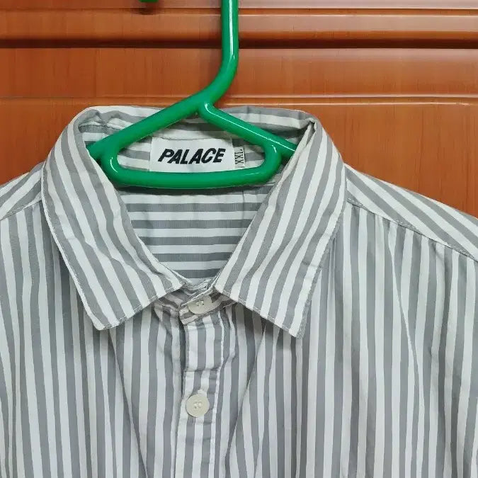 [SOLD OUT] Palace 스트라이프 셔츠