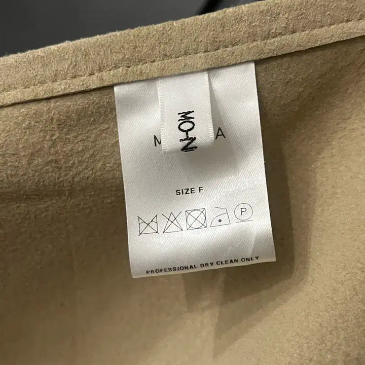 [SOLD OUT] 모노하 suede apron top