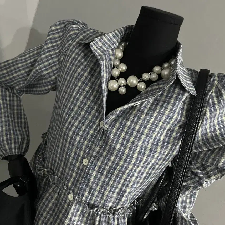 [BUNJANG] Check Flare Blouse / 체크블라우스/체크프릴블라우스/블라우스