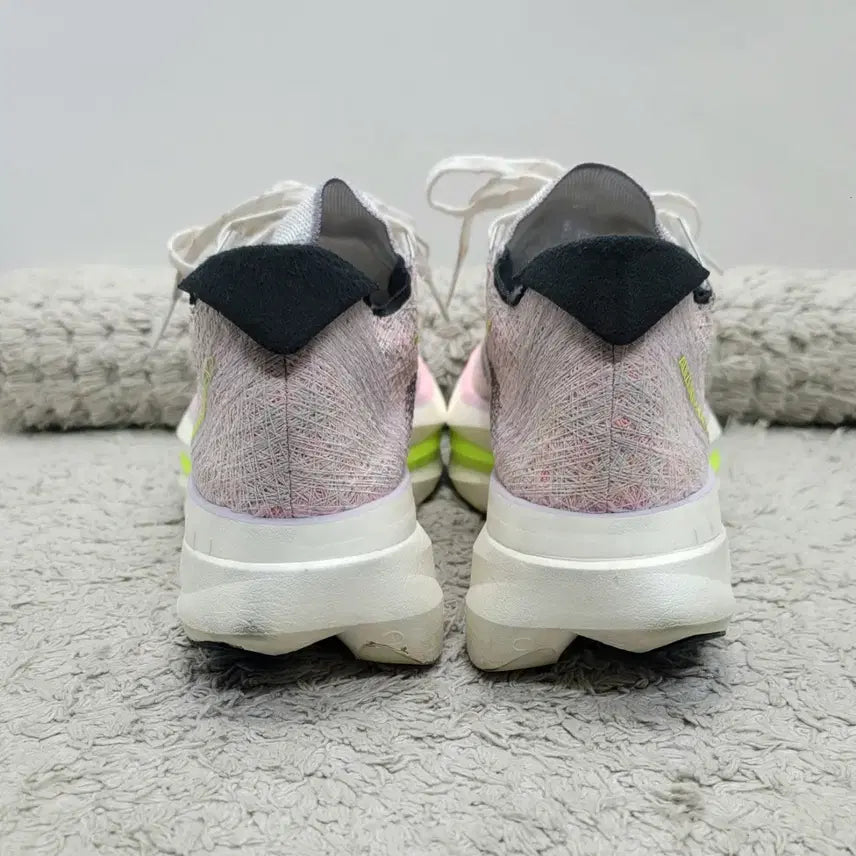[SOLD OUT] 아디다스 아디제로 프라임 X2 스트렁 러닝화 270